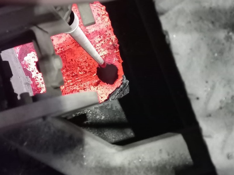 Ladle Well - Nozzle Filling Sand Feeder