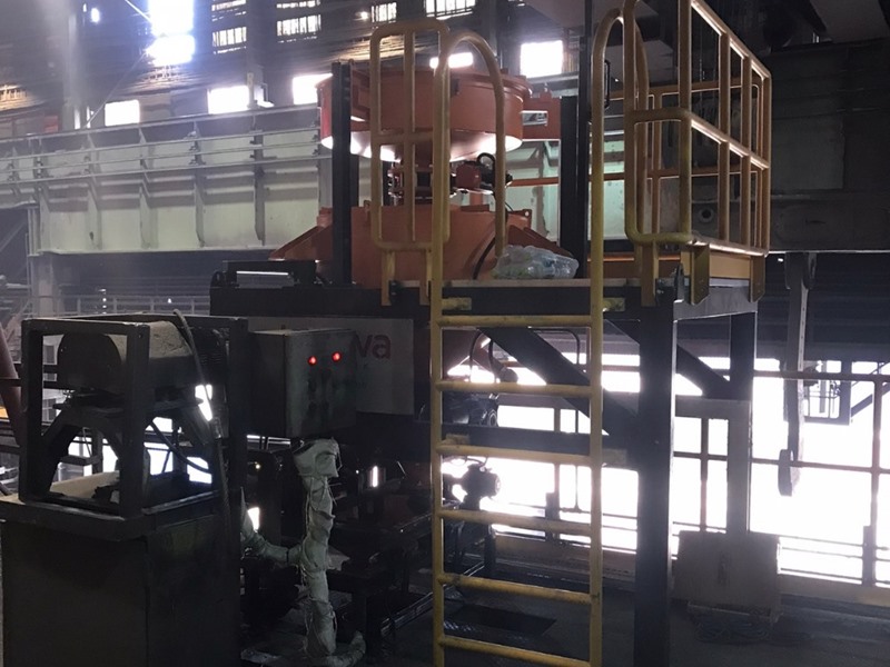 Ladle Well - Nozzle Filling Sand Feeder
